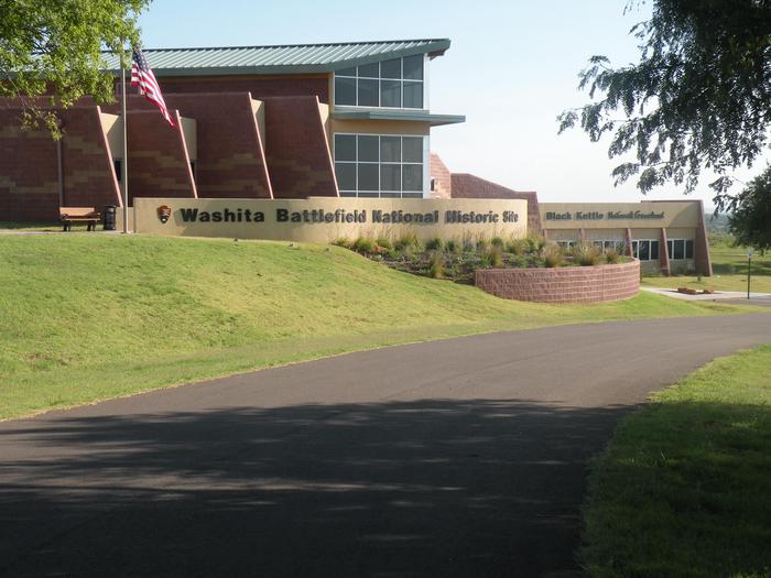 Washita Battlefield Visitor CenterWashita Battlefield Visitor Center viewed from the parking lot