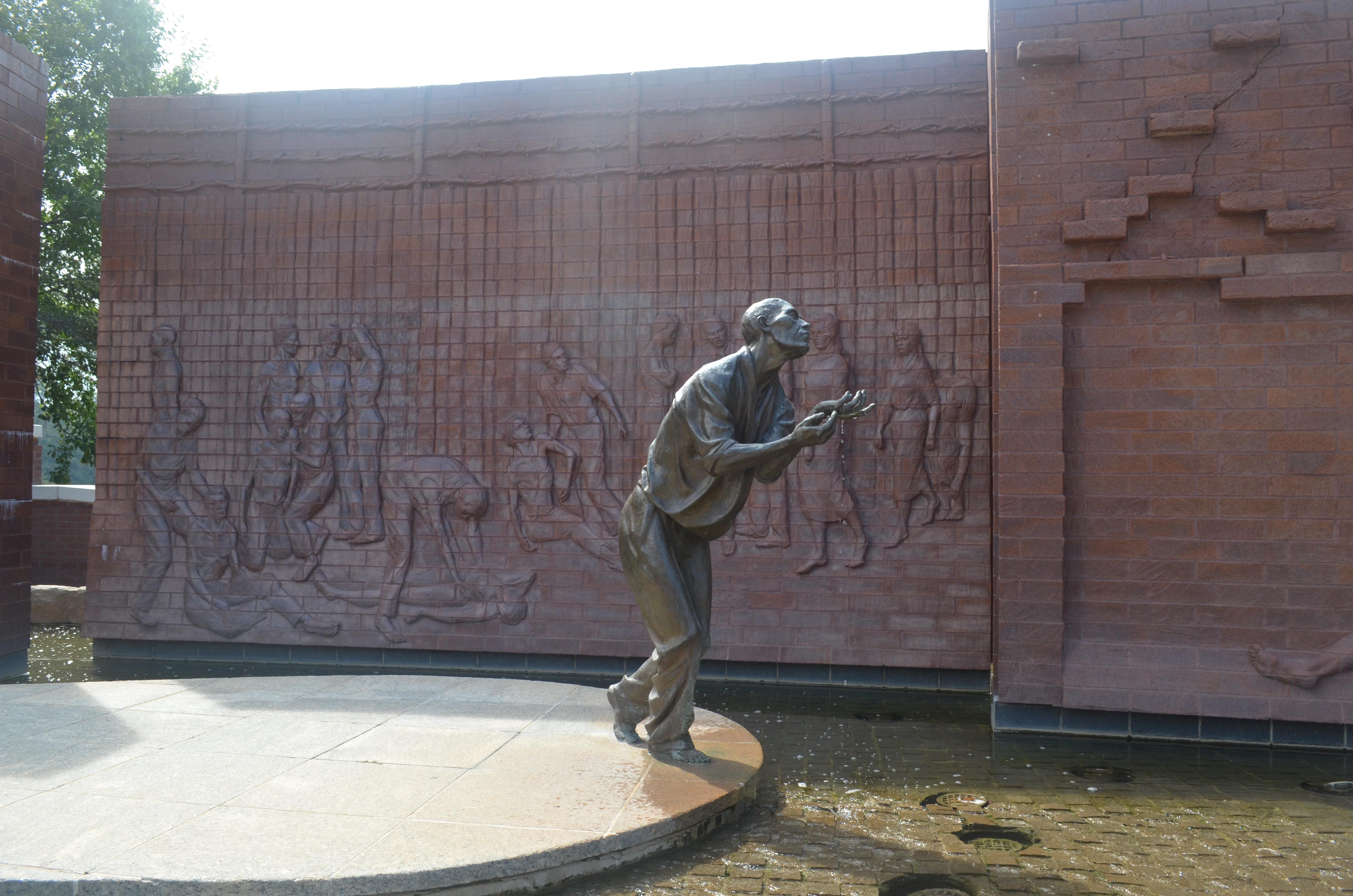 Memorial Courtyard of the National POW Museum