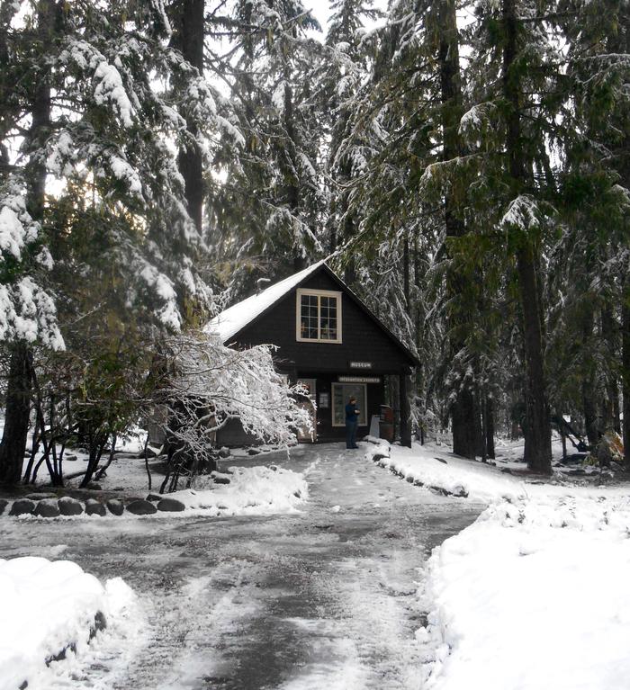 Longmire Museum in WinterThe Longmire Museum is open year-round.