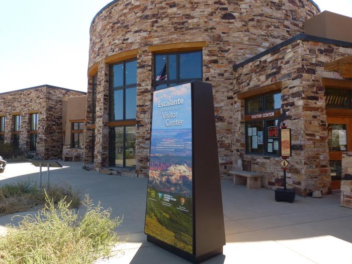 Escalante Interagency Visitor Center Outdoor ExhibitsAfter hours or when the visitor center is closed, you can still use the outdoor exhibits to help with trip planning.