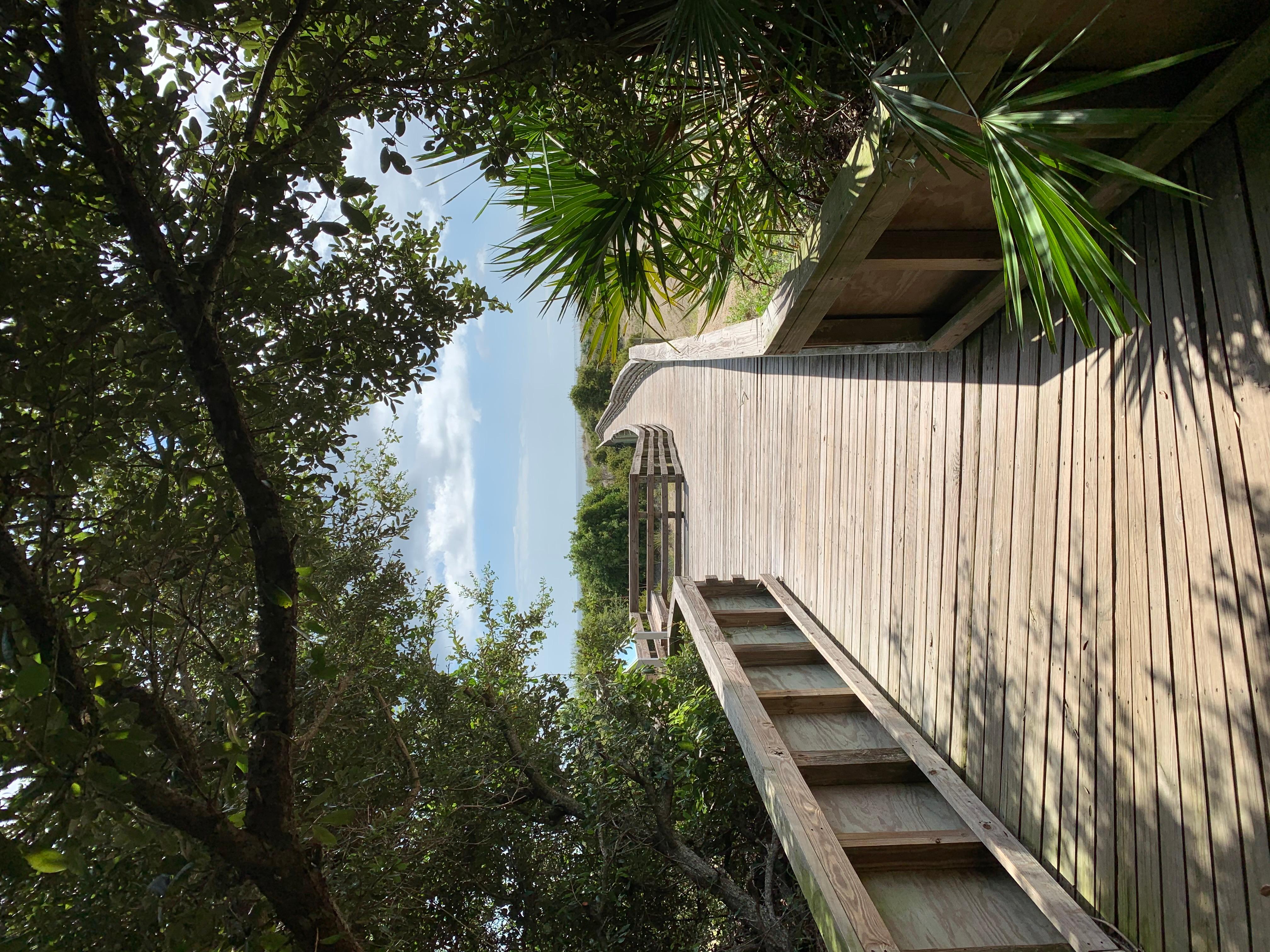 Sea Camp Ranger Station