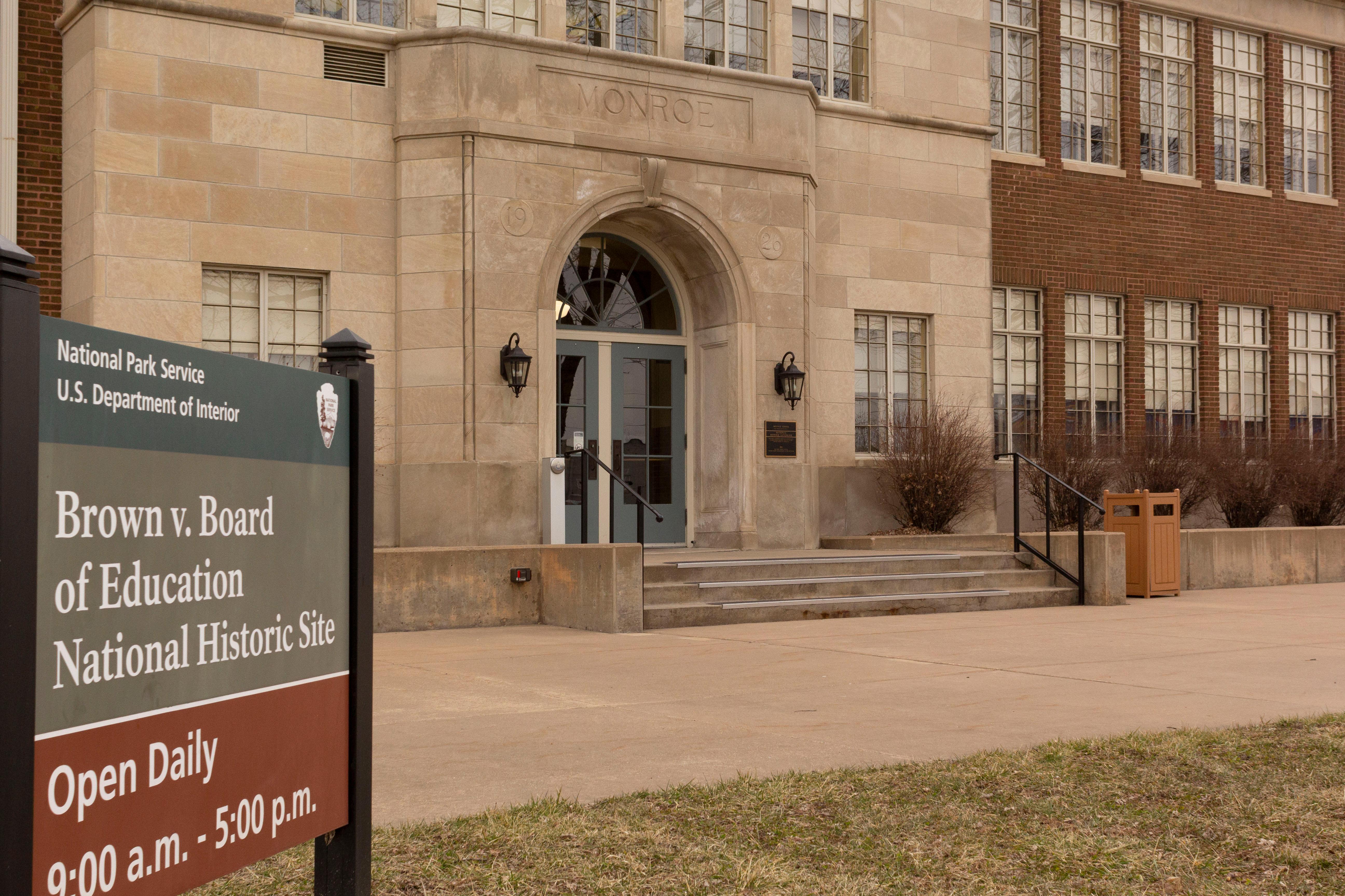 Monroe_School_Entrance