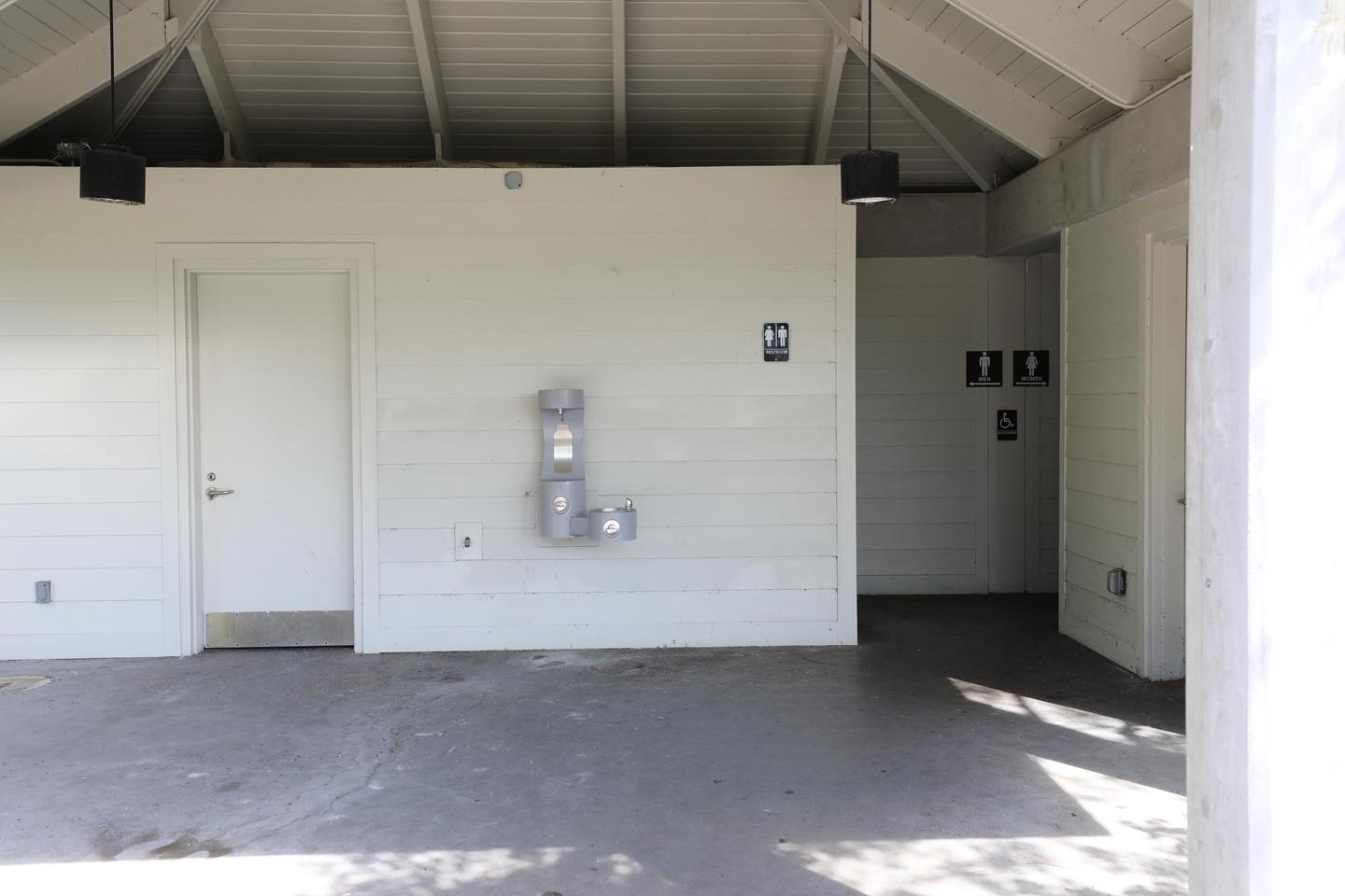 Restrooms and Water Fountains at Ernest Coe Visitor CenterFacilities at the Ernest Coe Visitor Center