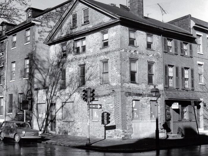 Kosciuszko House, ca. 1960The home where Thaddeus Kosciuszko once lived fell into disrepair.  The site became a National Memorial in 1972.