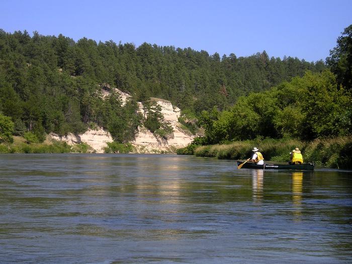 Canoeing the Niobrara NSRThe Niobrara is a peaceful place to paddle during the week.
