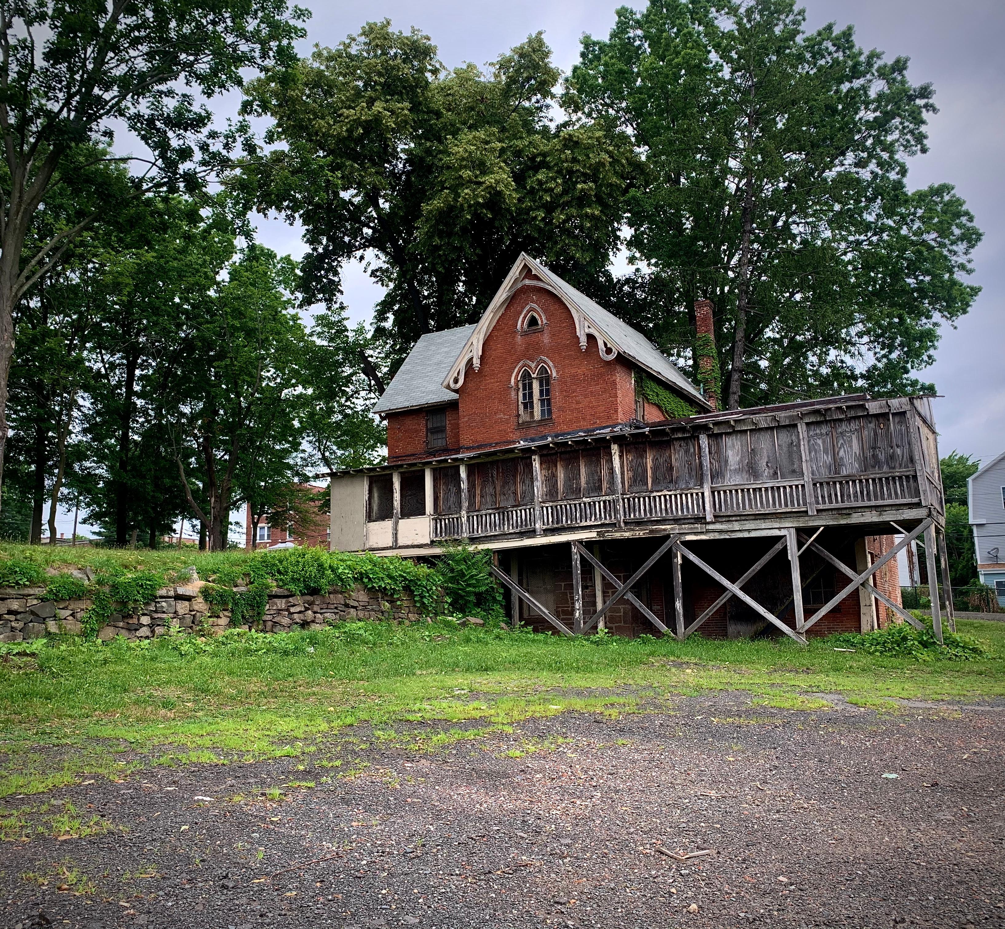 The Colt Carriage House