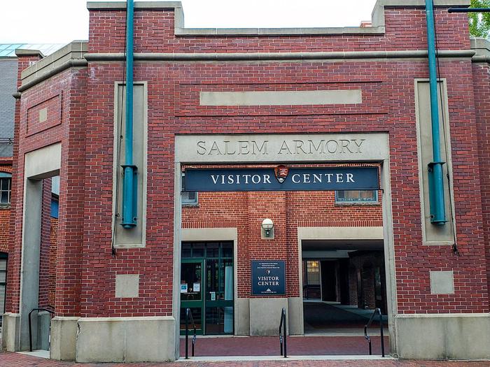 Salem Armory Visitor CenterFront entrance of the Salem Armory