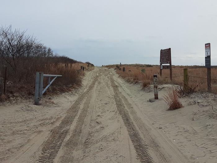 Sand Road to the Breezy Point Tip - PERMIT REQUIRED4 Wheel drive vehicles are best suited for driving on the soft sand