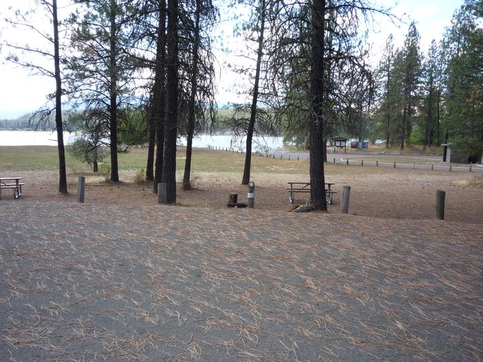 Evans Campground with lake in the distance.Evans Campground site map