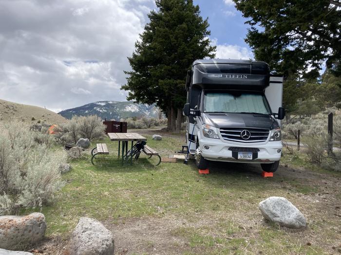 Mammoth Hot Springs Campground Site 28