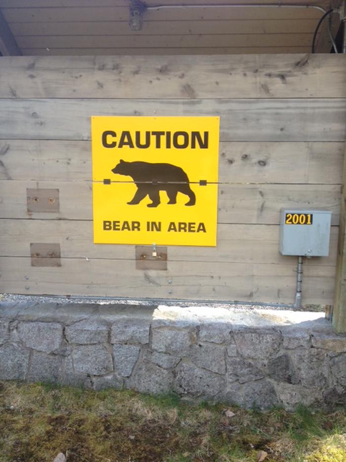 Bear AwareBear aware sign