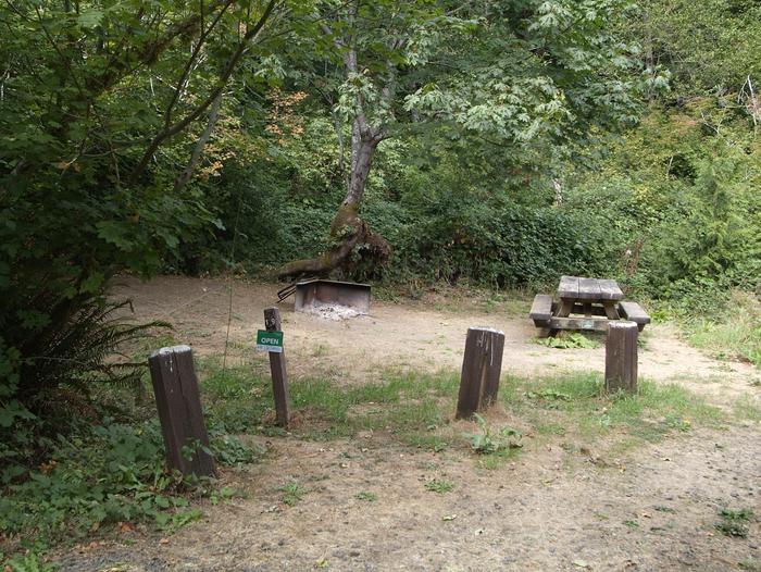 Camp site 19: Small site with table, fire ring, tent pad, and gravel parking lot. Site is very close to camp site 20. 