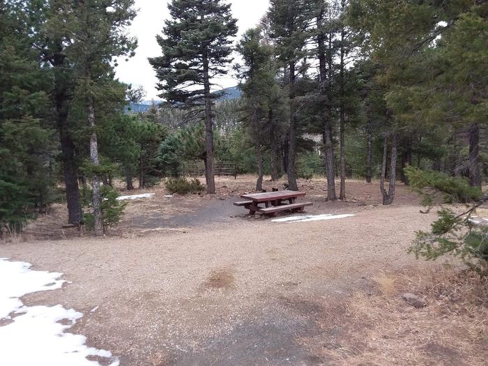 Loop B Equestrian Campsite 15 with picnic table, fire pit and mountainous viewsLoop B Equestrian Campsite 15 with picnic table, fire pit and mountainous views 