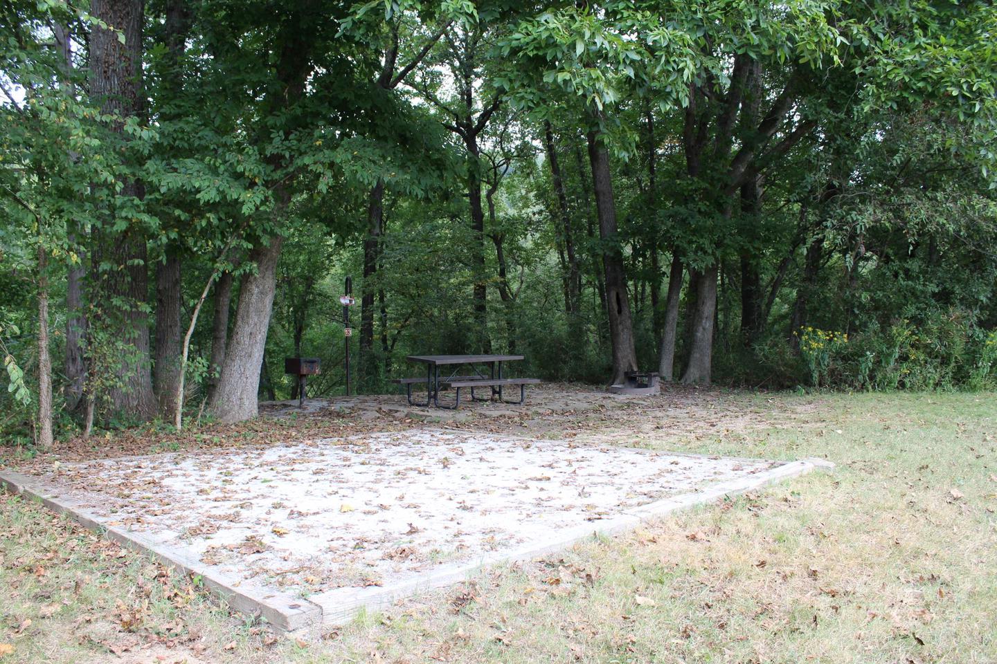 Tyler Bend Main Loop #13-7Site #13 is a drive through site, with a short walk to picnic table and fire ring. Tent pad is 15' x 15'.