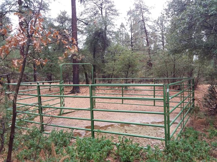 Site 13 equestrian enclosureCampsite 13 enclosure