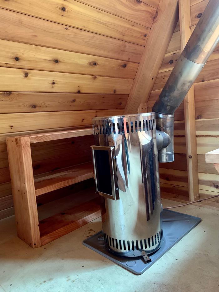 Goose Bay Cabin - StoveOil drip stove.  Takes Kerosene only.  Average burn rate of ~4 gallons/ 24 hr period if stove is left on lowest setting.  