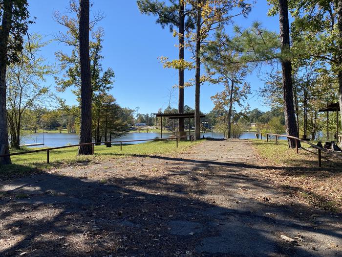 A photo of Site 109 of Loop D at MILL CREEK (TEXAS) with Waterfront