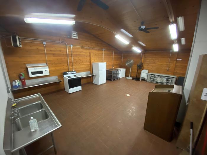 Several amenities available in the kitchen in the Grand Shelter. 