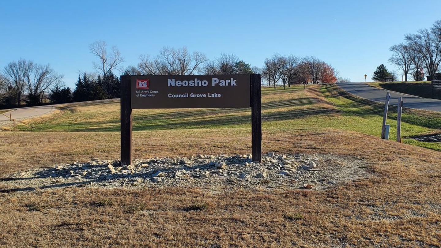 Neosho Park sign