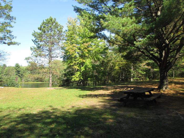 Preview photo of Swan Lake Campsites