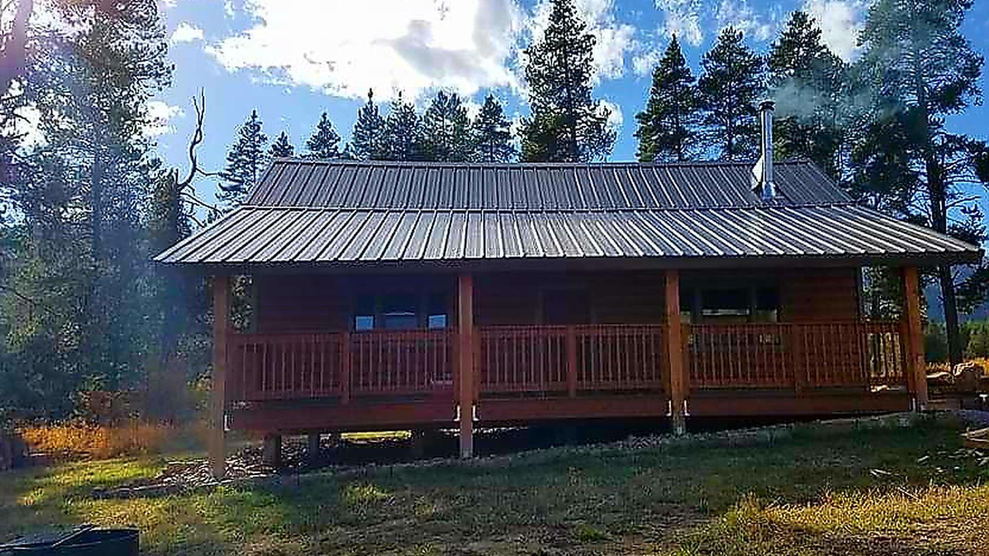Front of the Jensen Cabin