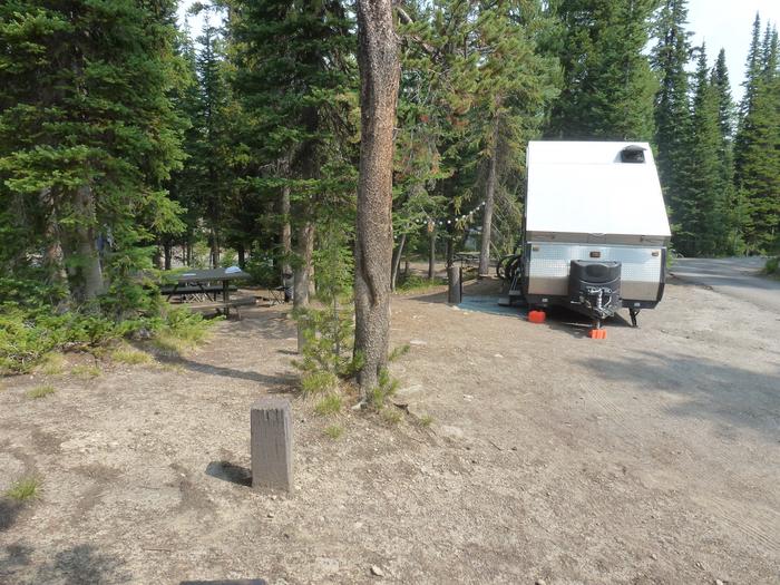 Lewis Lake site 58 parking area with trailerLewis Lake site 58