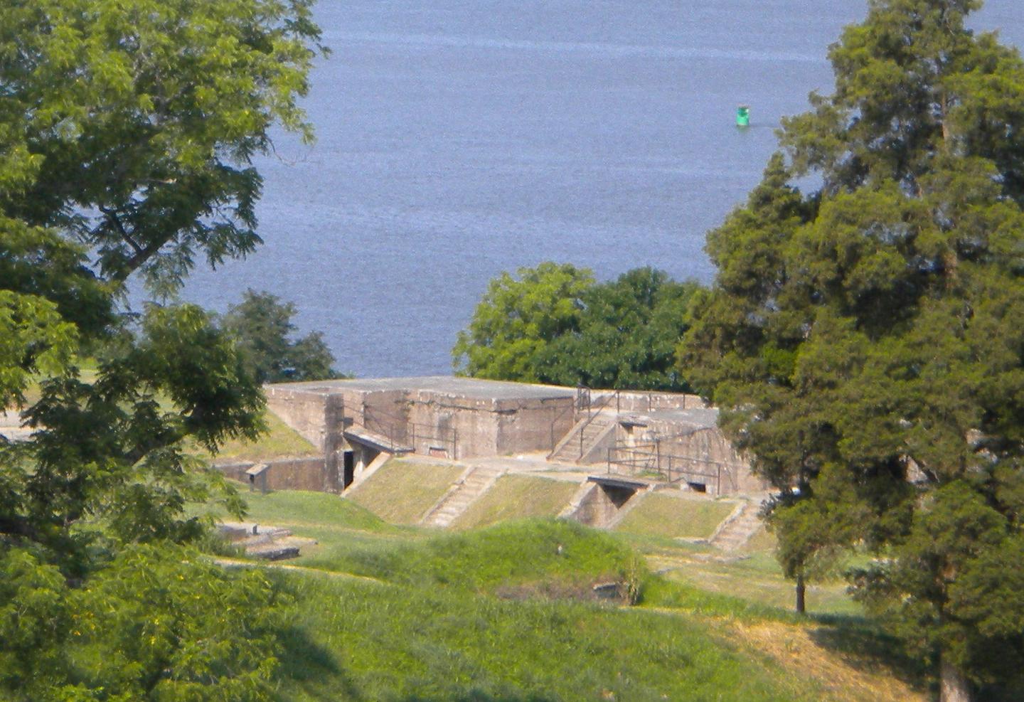 Concrete Endicotte Battery White,  with the Potomac River in the background.  Located below the old fort.Battery White, a part of the Endicotte System during the early 1900s.