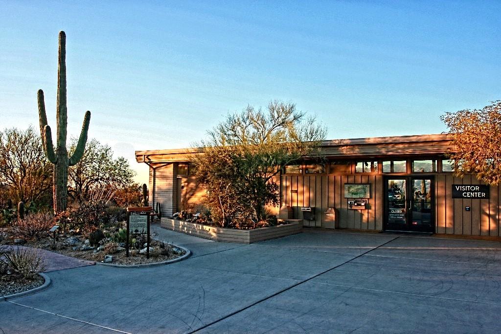 Rincon Mountain Visitor Center (East)