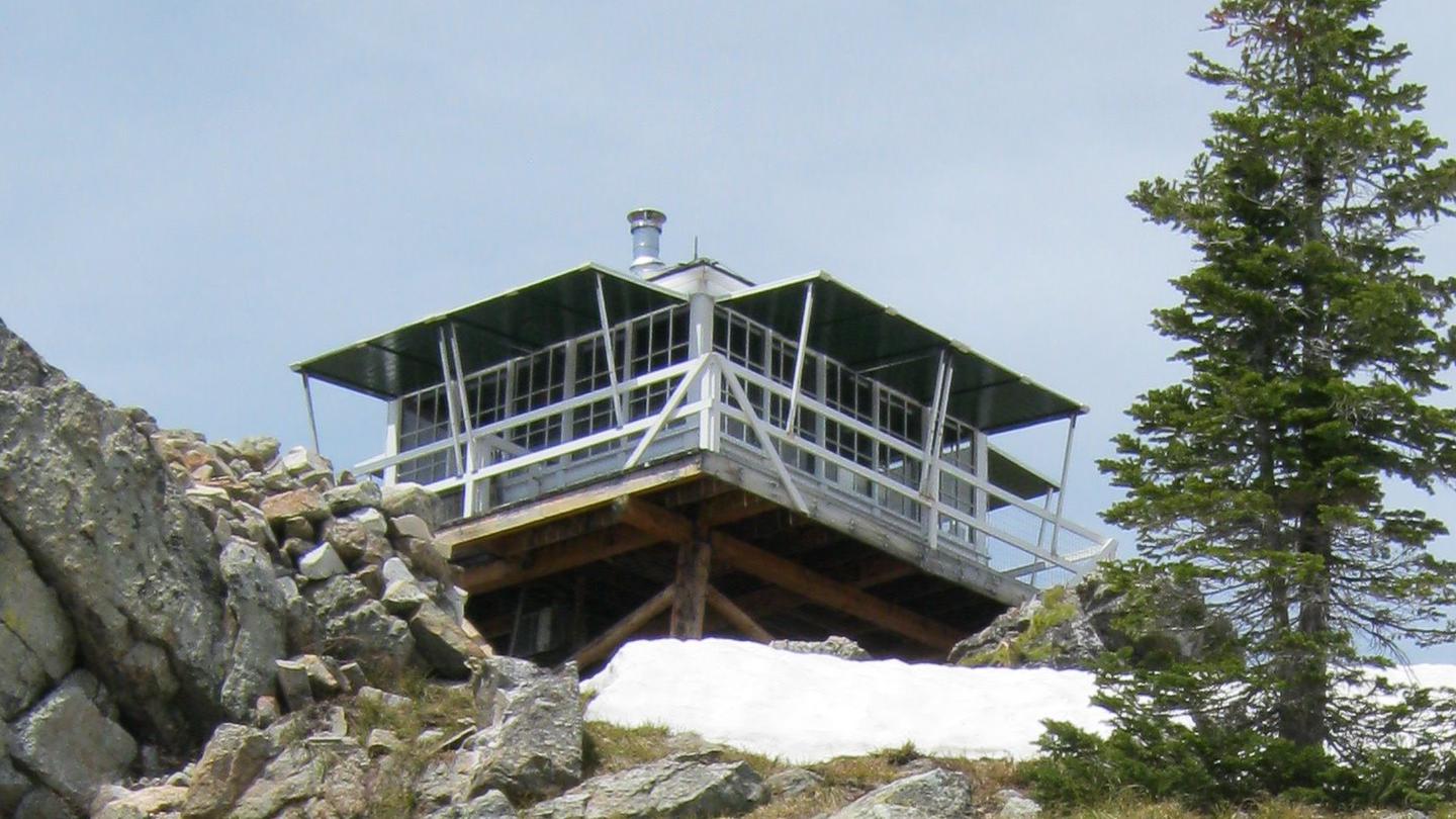 A look at the cab of the lookout from just below the top. 