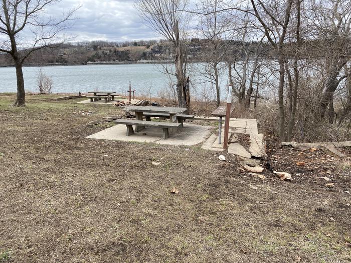 A photo of Site 110 of Loop 0512 at COOKSON BEND with Picnic Table, Fire Pit, Shade, Waterfront