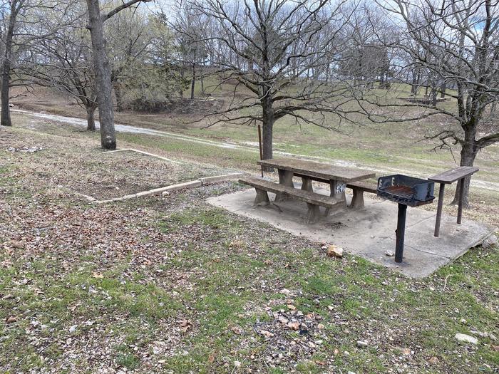 A photo of Site 090 of Loop 0512 at COOKSON BEND with Picnic Table, Fire Pit, Shade