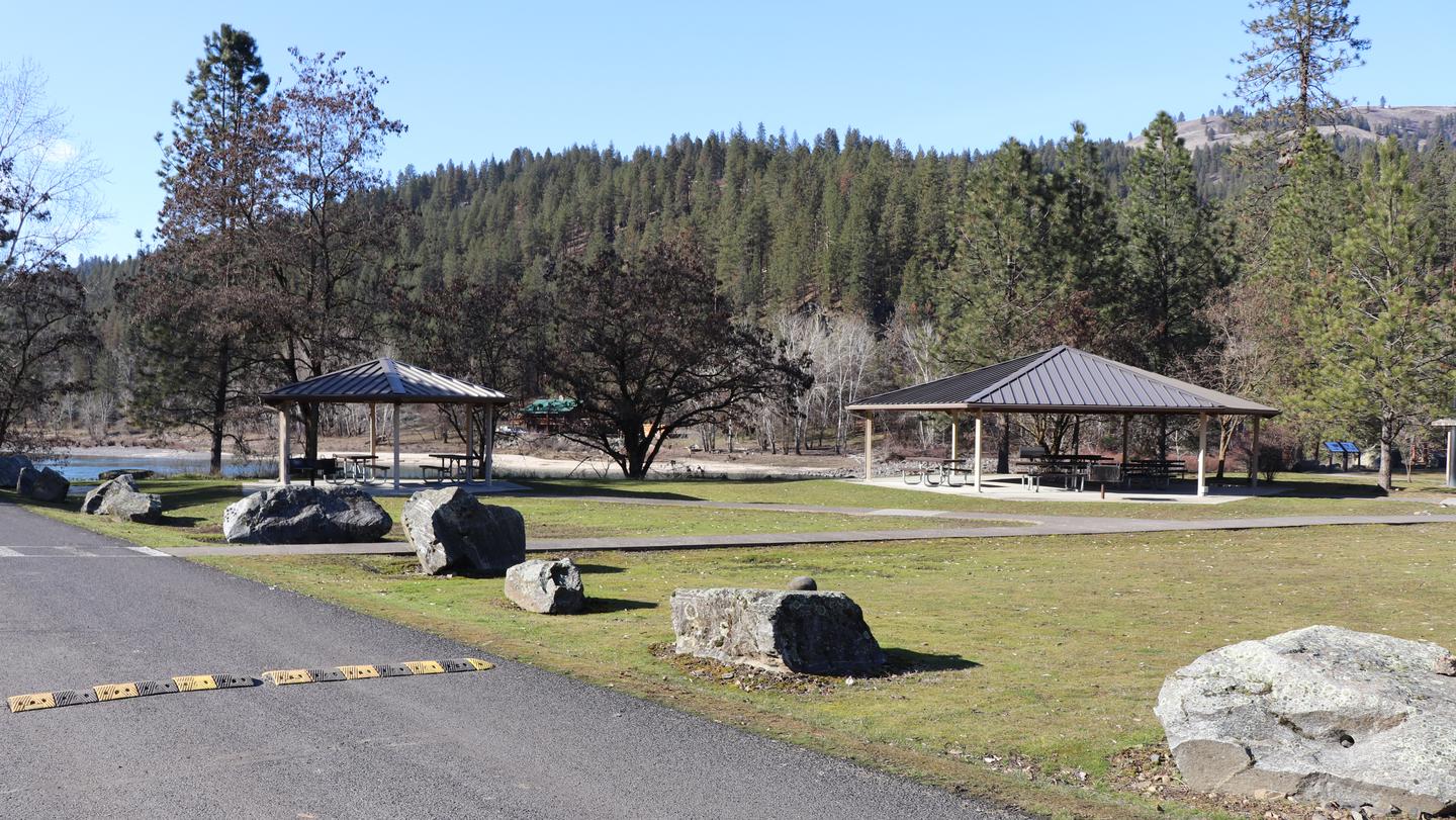 Both day use pavilions at Pink House Recreation Site.The small and large day use pavilions at Pink House Recreation Site.