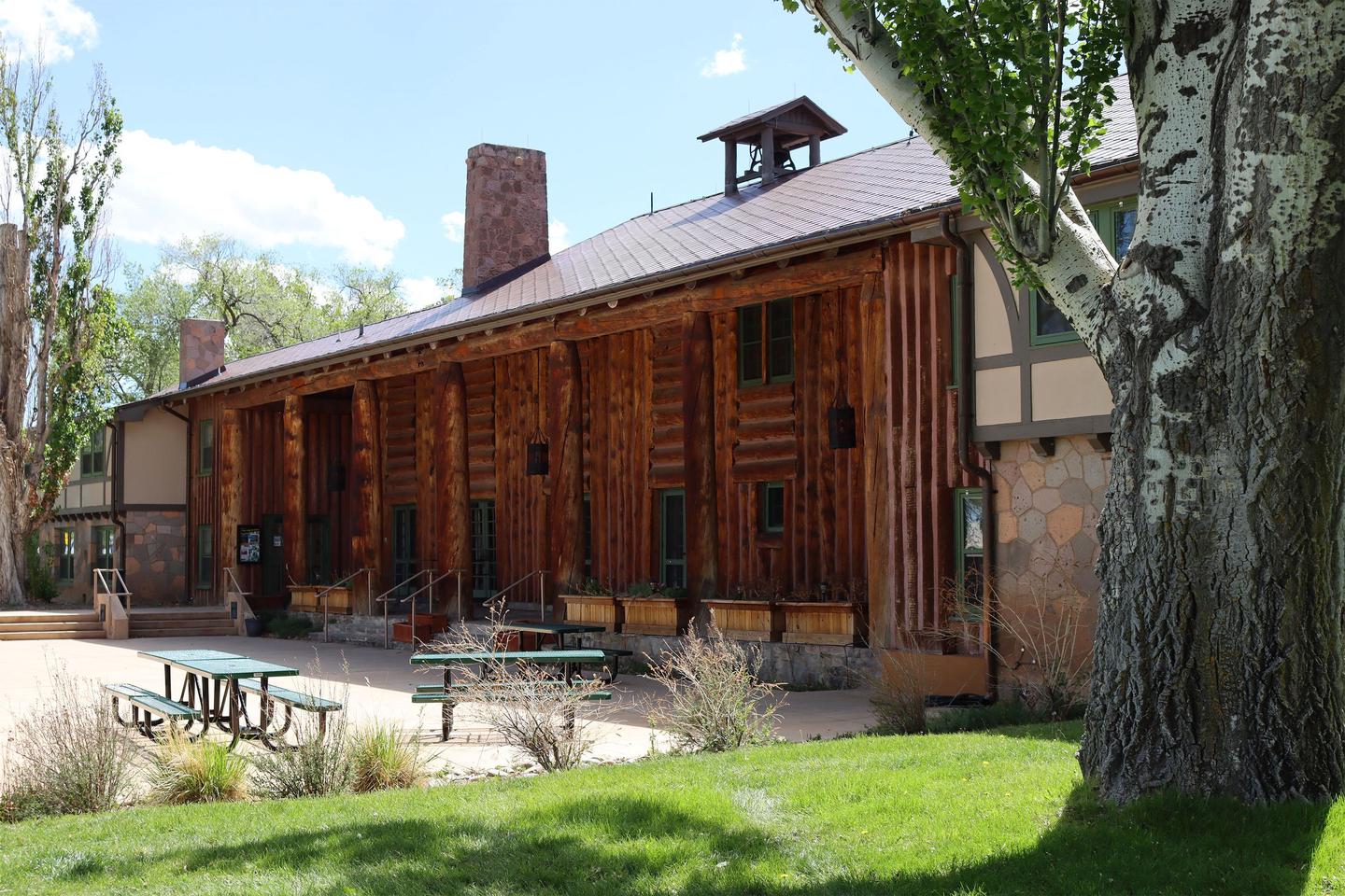 Fuller LodgeFuller Lodge is within walking distance of the visitor center.