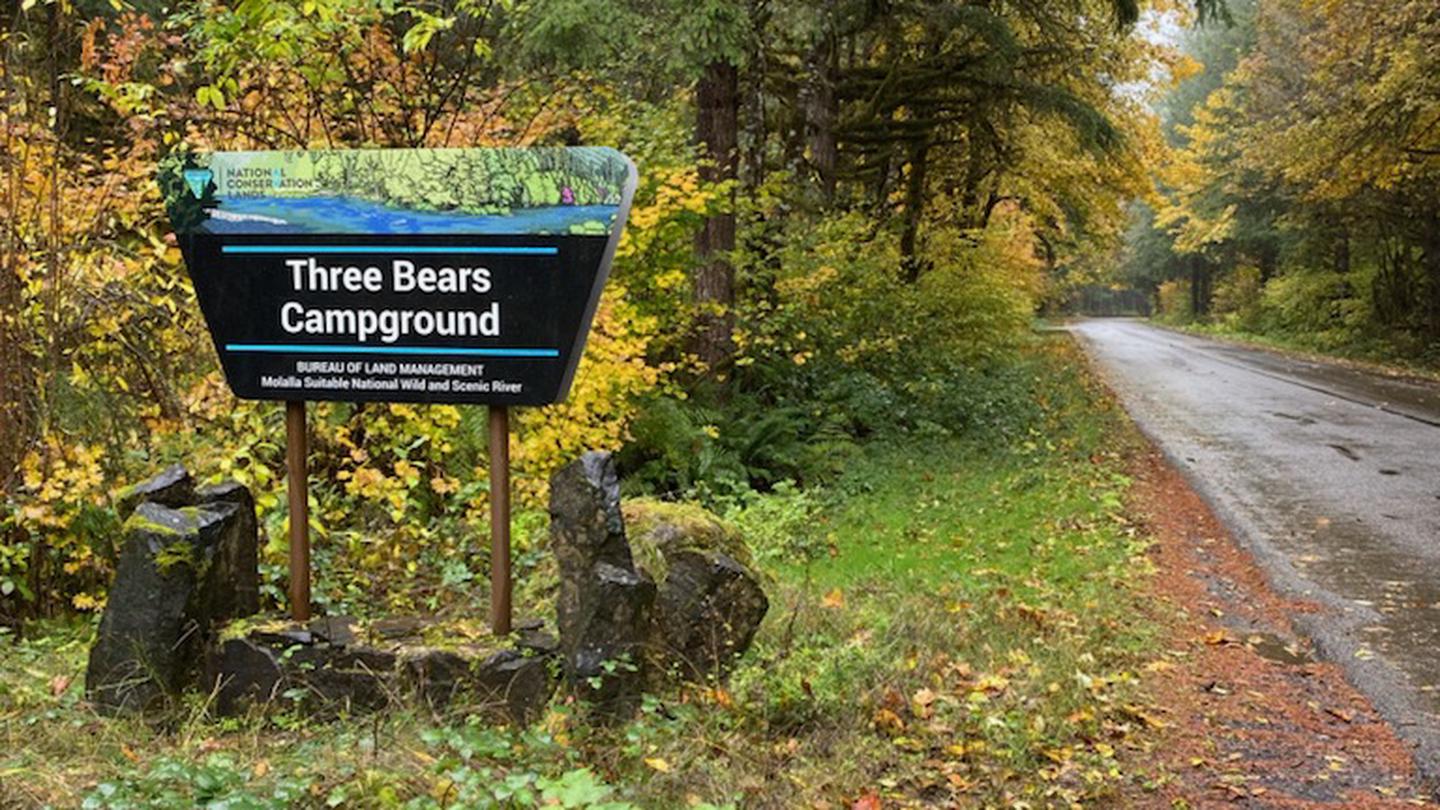 Three Bears portal sign