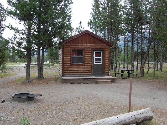 Exterior Camper Cabin 205