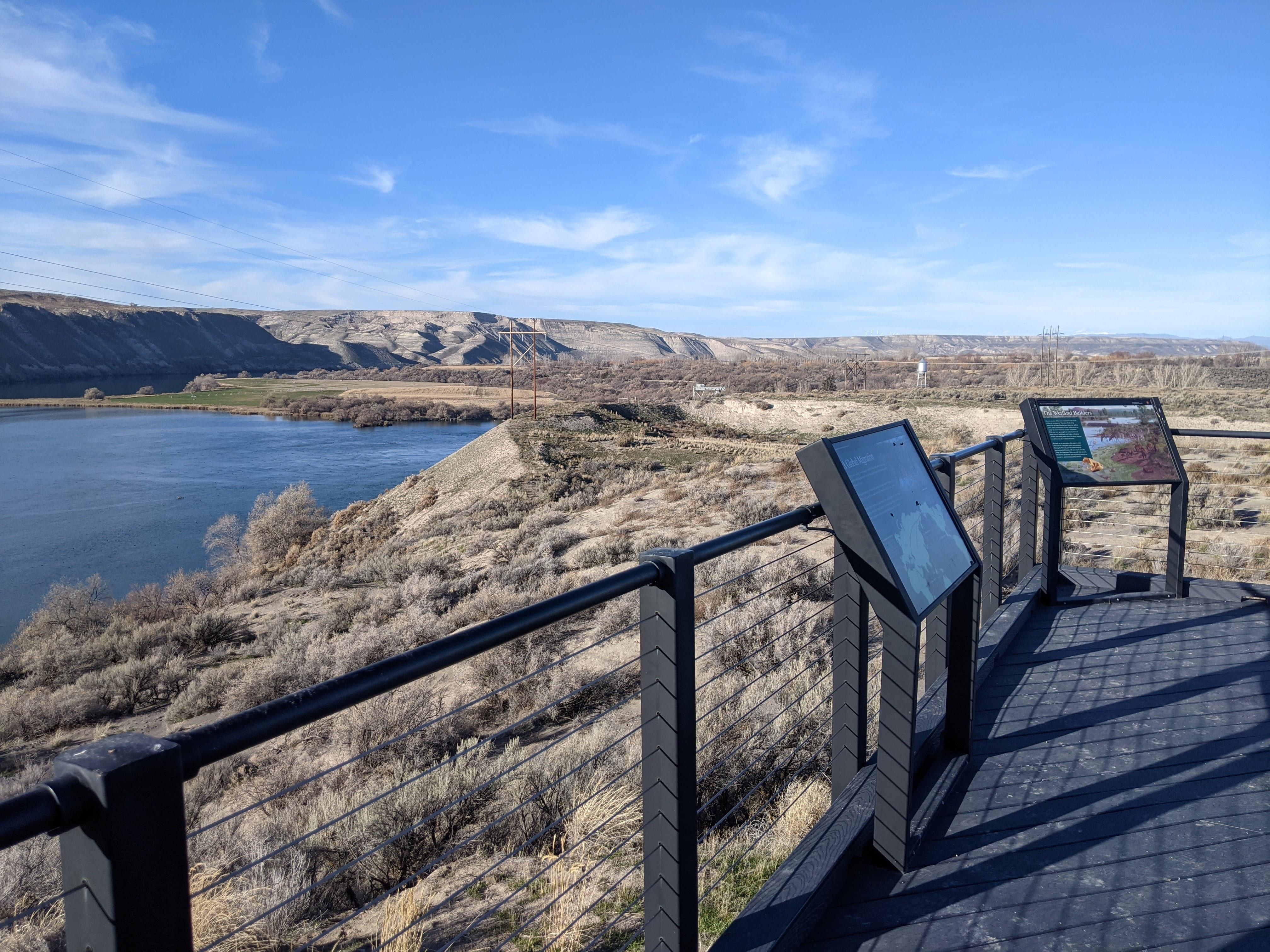Snake River Overlook in Hagerman Fossil Beds National Monument