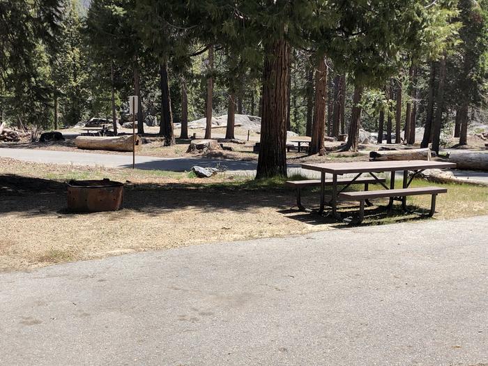 Dinkey Creek Site #94picnic table and fire pit 