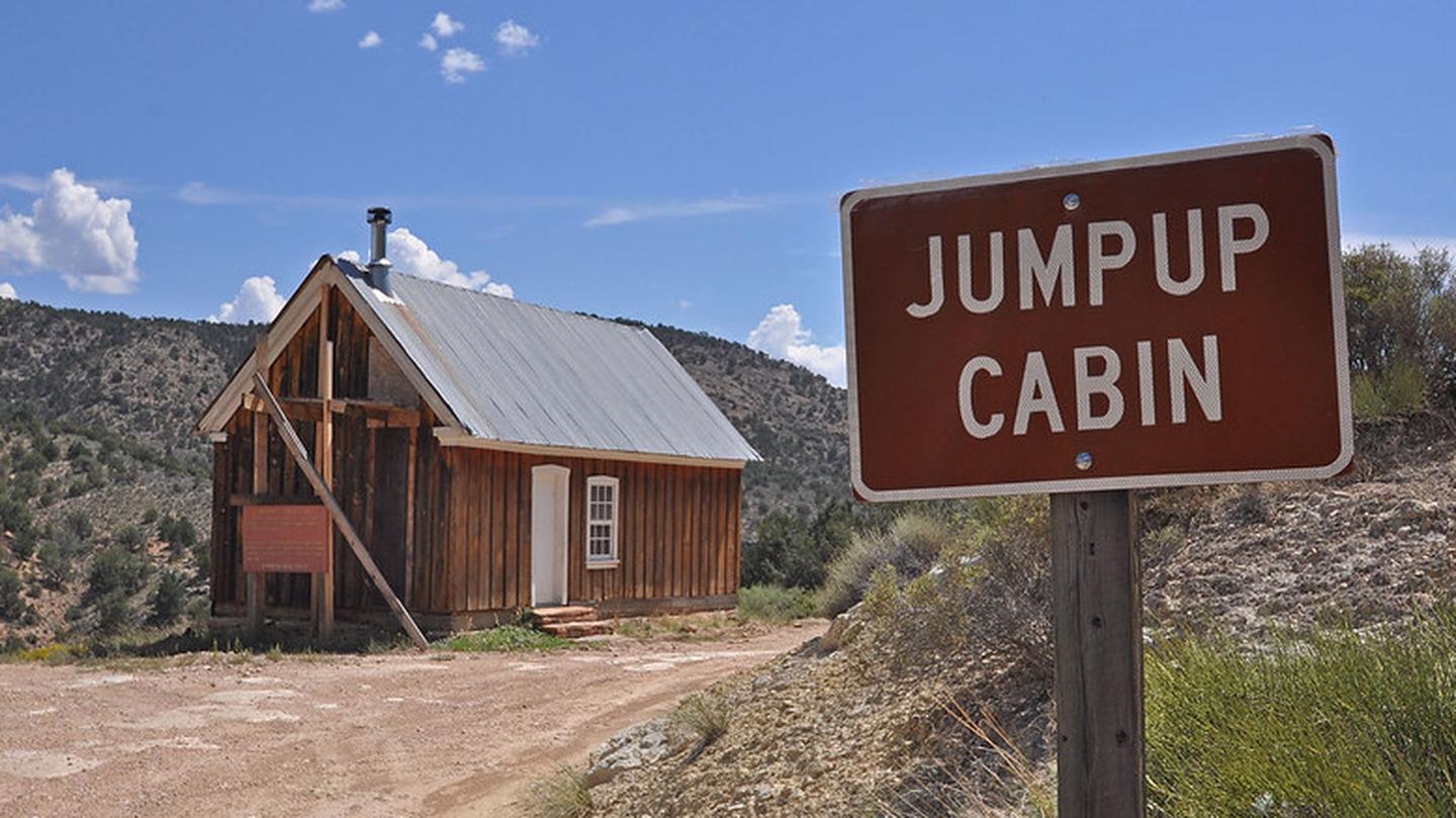 Welome to Jump Up CabinBeautiful historic structure located on the edge of Kanab Creek Wilderness Area.