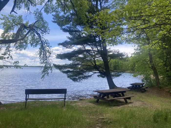 A photo of facility DEER LAKE with Picnic Table, Waterfront