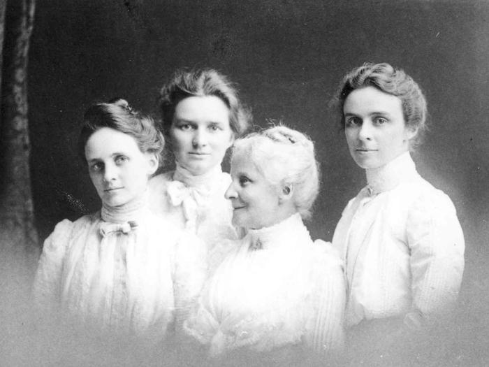 Elizabeth, Mary, Julia, and Laura Billings