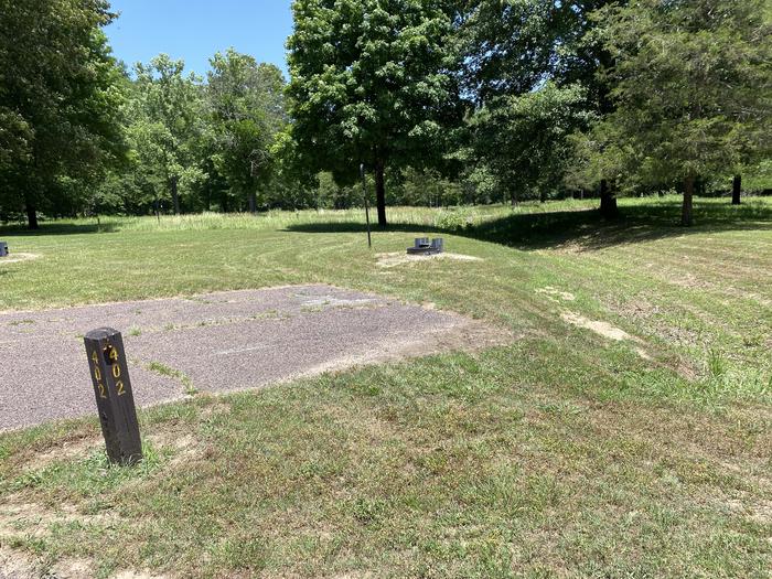 A photo of Site 402 of Loop Loop 400 at BIG SPRING with Picnic Table, Fire Pit, Lantern Pole