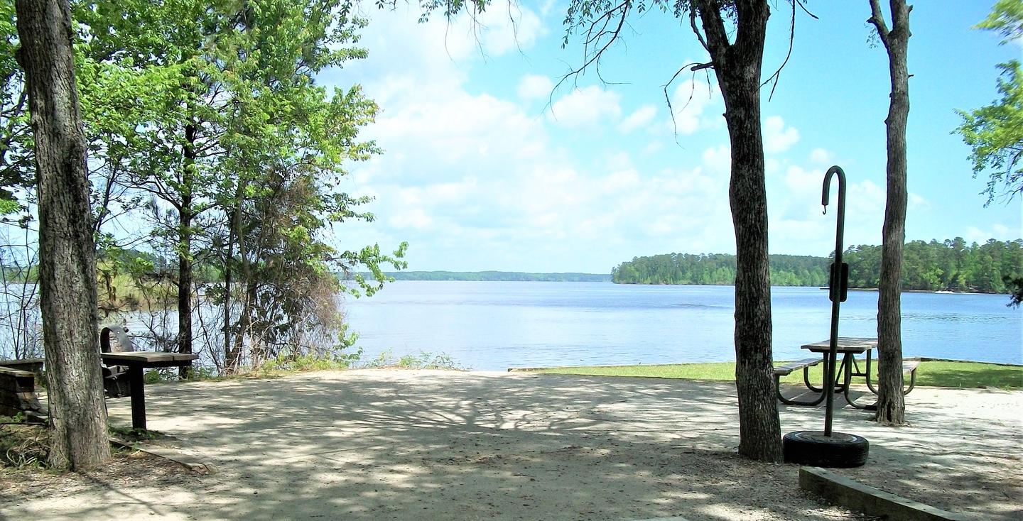 Site 50 Lake view