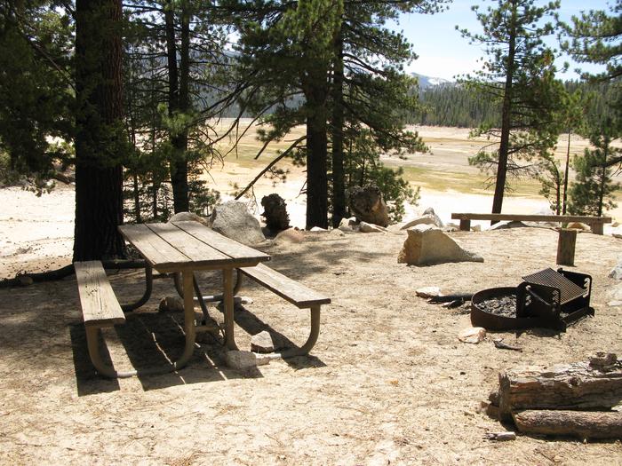 Vermillion CampgroundPicnic table