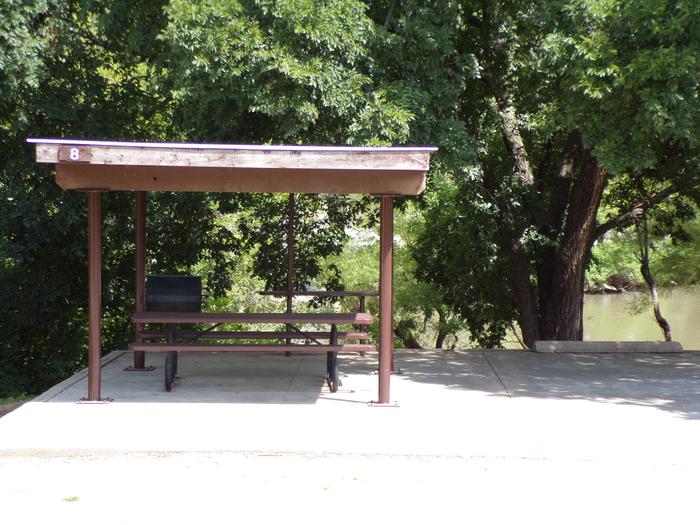 Site 008 of Loop SFET at SANTA FE TRAIL with Picnic Table