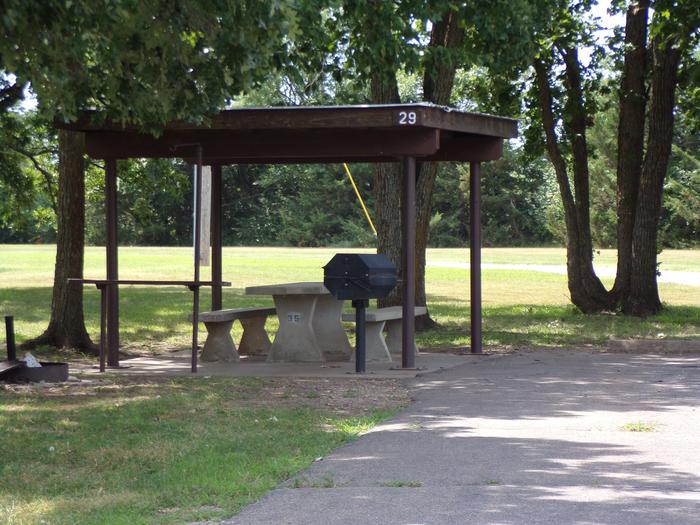 Site 029 of Loop SFET at SANTA FE TRAIL with Picnic Table