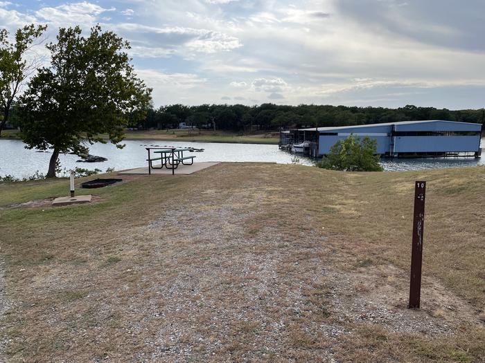 A photo of Site 10 of Loop PBEN at PRESTON BEND with Picnic Table, Fire Pit, Waterfront, Water Hookup