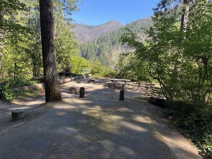 A photo of Site 13 of Loop West at HOOVER CAMPGROUND with Picnic Table