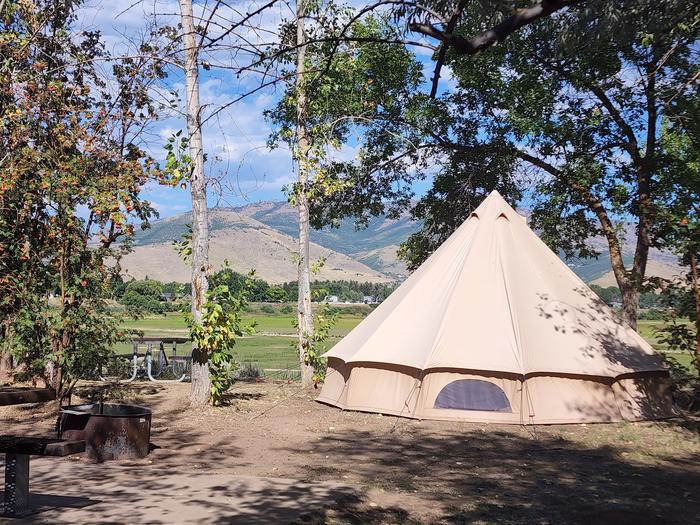 Glamping Tent Anderson Cove 111