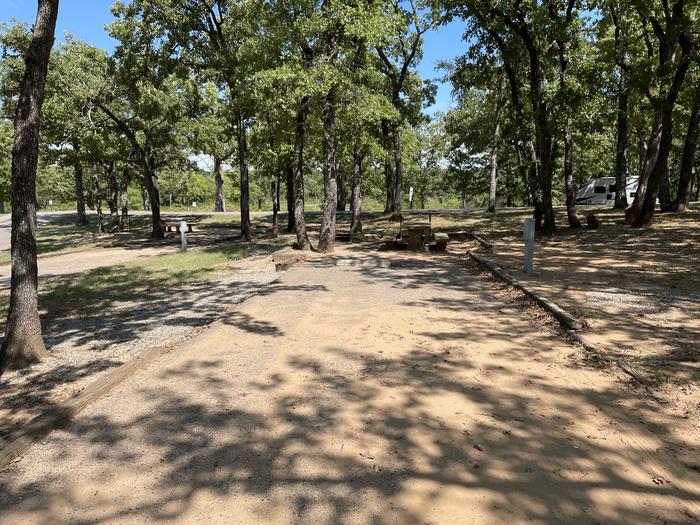 A photo of Site 05 of Loop JCRE at JOHNSON CREEK with Picnic Table, Electricity Hookup, Fire Pit, Shade, Water Hookup