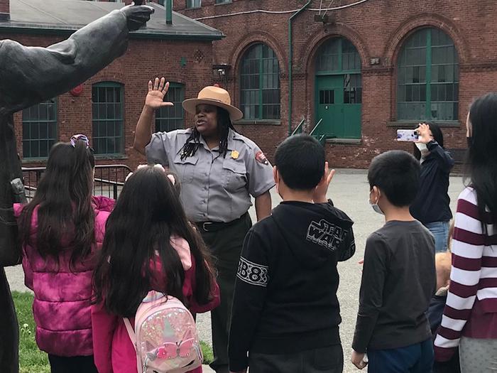 Ranger lead school tour at Thomas Edison National Historical Park